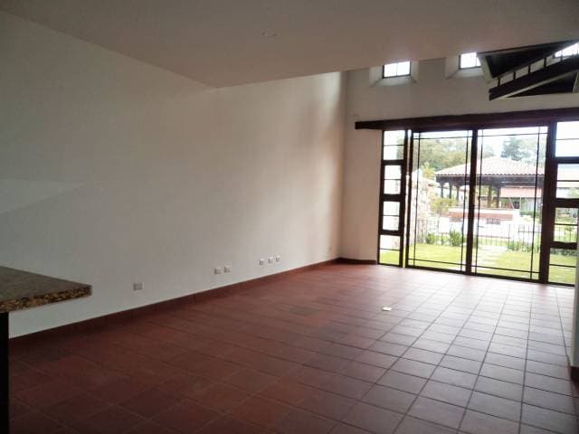 CityMax Antigua promueve apartamento en venta en exclusivo condominio en Antigua — foto 2