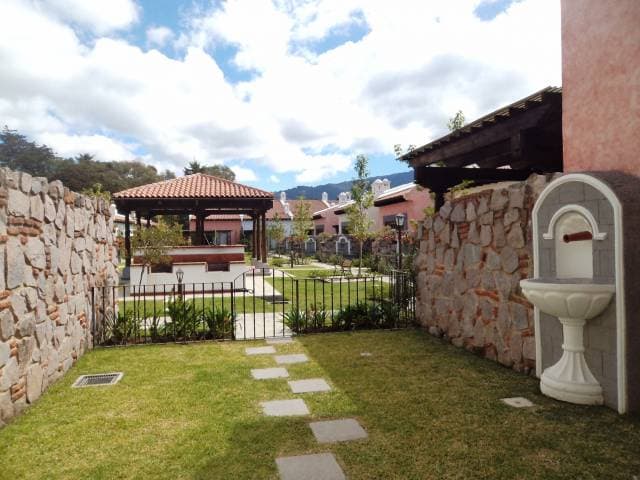 CityMax Antigua promueve apartamento en venta en exclusivo condominio en Antigua — foto 3