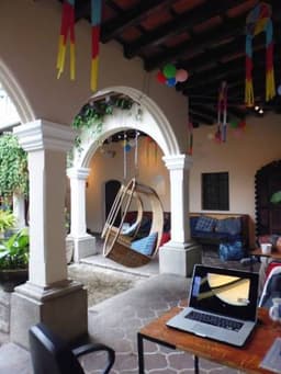 CityMax Antigua promueve alquiler de oficina en el centro de Antigua