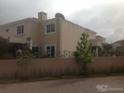 VENDO CASA EN VILLAS ENTREVERDES