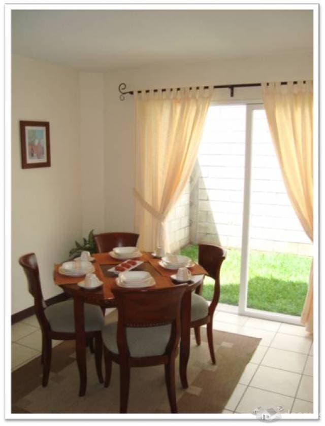 VENDO CASAS DE 3 Y 4 DORMITORIOS — foto 3