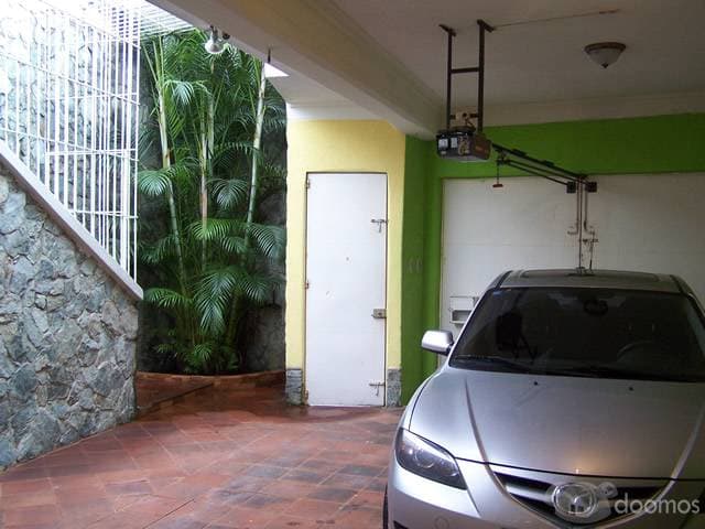 VENDO CASA EN GUATEMALA COLONIA ATLÁNTIDA — foto 2