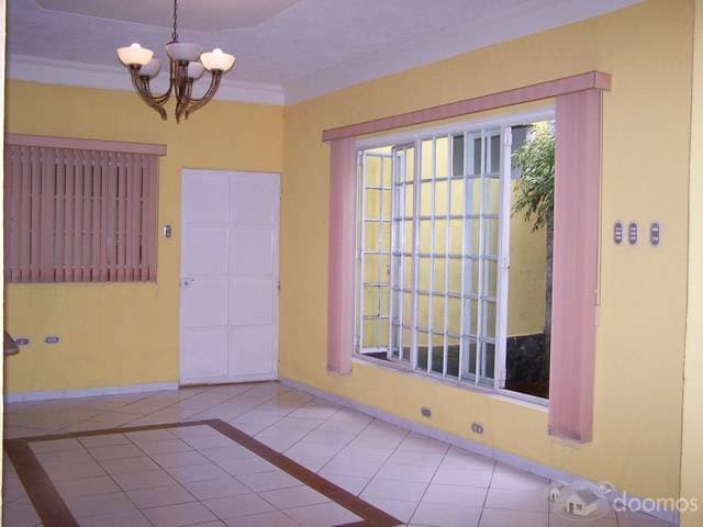 VENDO CASA EN GUATEMALA COLONIA ATLÁNTIDA — foto 3