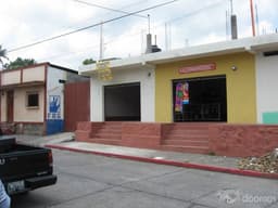 SANTA LUCIA COTZUMALGUAPA VENDO CASA GRANDE ESQUINA. 400 M2