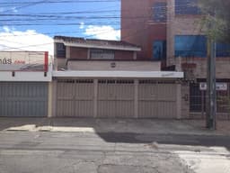 Alquilo casa especial para Oficina,  en  la céntrica Zona 11, Colonia Mariscal con abscesos bien rápidos y cómodos a la Aguilar Batres, el Periférico y a solo 5 minutos de la calzada Roosevelt y San J