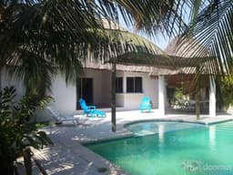 Hermosas Casas de playa cerca del puerto San José
