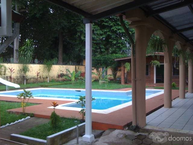 bonita casa con piscina retalhuleu — foto 2