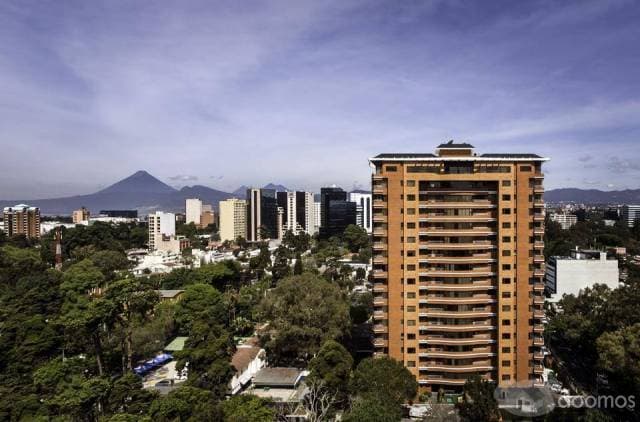 DE OPORTUNIDAD !!! VENDO APARTAMENTO EN ZONA 10 — foto 1