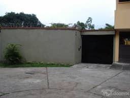 VENDO CASA JARDINES DE LA ASUNCION SUR