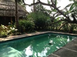 CITYMAX VENDE HERMOSA CASA CON PISCINA CAMINO A MONTERRICO