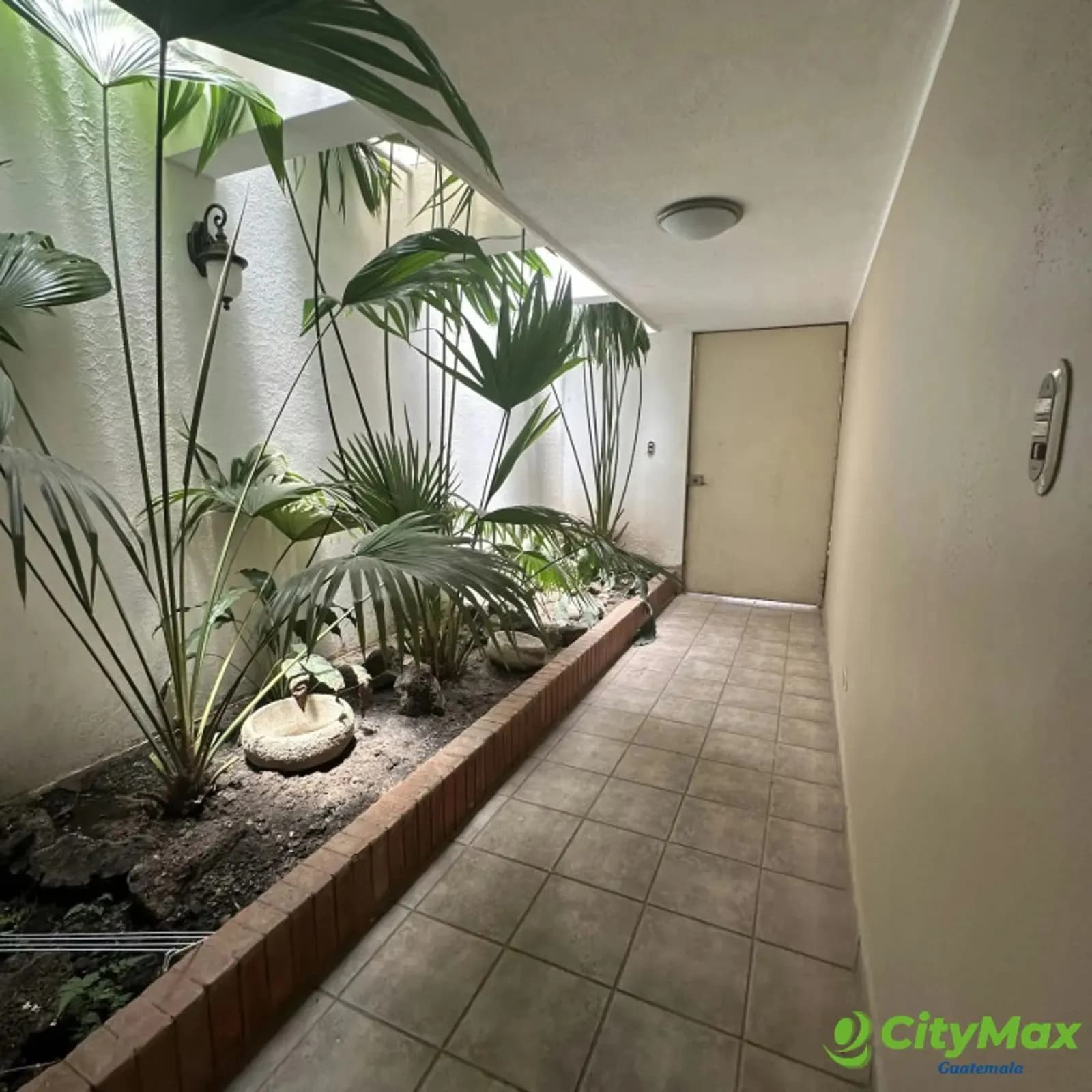 CASA EN VENTA Y/O RENTA — foto 3