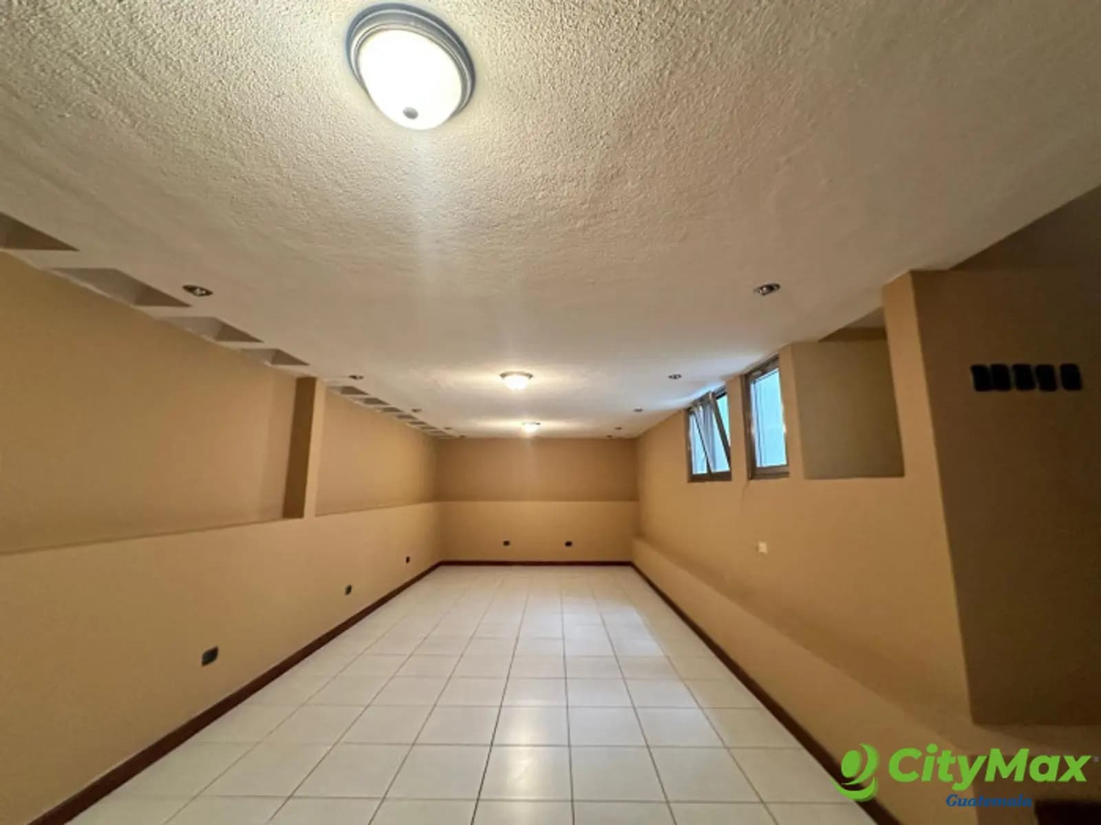 CASA EN VENTA ZONA 16 — foto 14