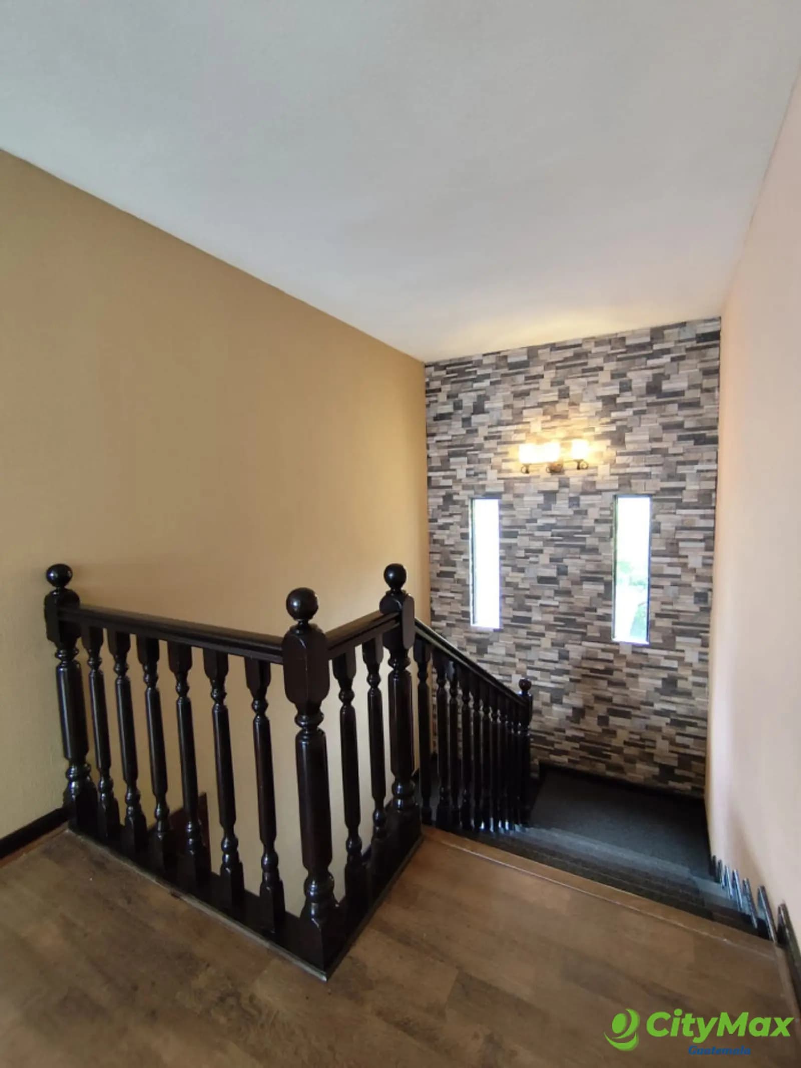 CASA EN RENTA SAN CRISTOBAL ZONA 8 MIXCO — foto 10