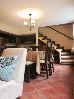 En Alquiler Villa amueblada en Antigua Guatemala
