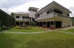 SE RENTA CASA EN SAN LUCAS, IDEAL PARA HOTEL